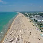 Relax Just 150mt From The - Beahost * Bibione