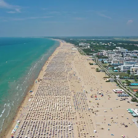 Relax Just 150 M From The - Beahost * Bibione