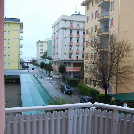 Relax Just 150mt From The - Beahost